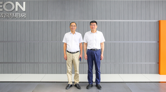 浙江省市場(chǎng)監(jiān)督管理局副局長(zhǎng)章一文一行蒞臨科恩考察指導(dǎo)！